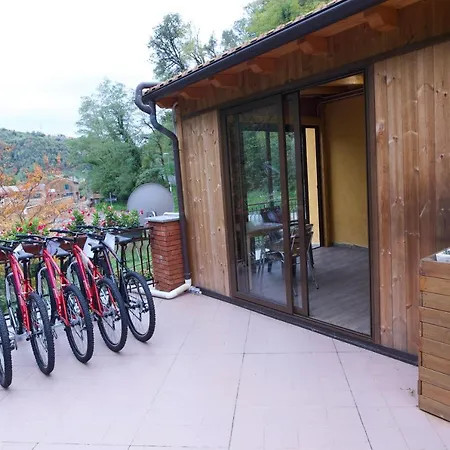 Loggia Piani Nuovi 招待所 *